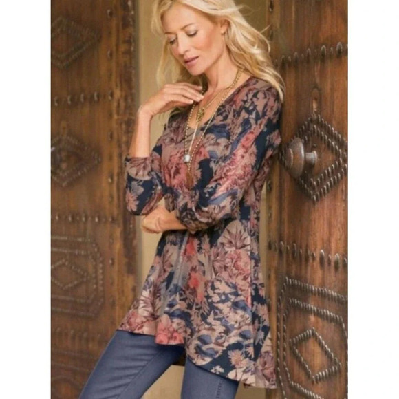 SOFT SURROUNDINGS Millie Tunic Knit Top Floral Bird Shirt Blouse Small High Low - Picture 2 of 7